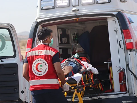 باحترافية ميدانية.. الهلال الأحمر ينقل مريضًا قلبيًا مباشرة إلى غرفة القسطرة بجدة