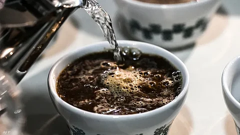 دراسة تربط بين شرب القهوة في الصباح وطول العمر