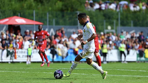 جانب من لقاء النصر وإس يوهان النمساوي