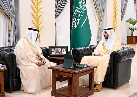 محافظ الطائف يطّلع على جهود "تجمع الطائف الصحي" خلال موسم الحج وبرنامج "صيف بصحة"