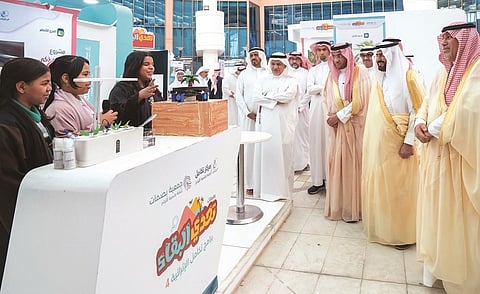 الندوة العالمية تشيد بجهود المملكة في رعاية الأيتام وتشجيعهم على الإبداع والابتكار العلمي
