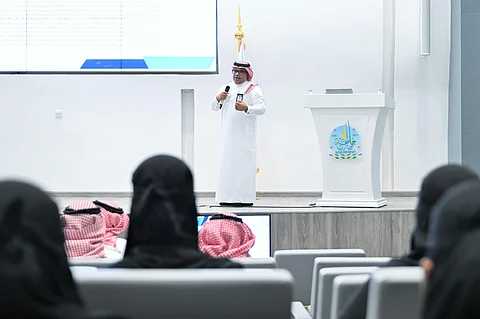 ورشة في الذكاء الاصطناعي لأعضاء هيئة التدريس غير المتخصصين بجامعة جازان