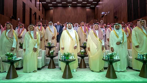 نائب أمير الرياض يفتتح مجمع مدارس الرياض الجديد في "مسك" ويدشّن منظومة تعليمية بمعايير عالمية