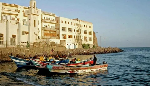 وفاة 54 مهاجرا وفقدان آخرين في غرق قارب قبالة سواحل اليمن