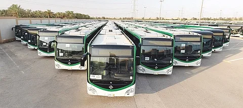 ابتداءً من اليوم.. 3 مسارات جديدة ضمن حافلات الرياض