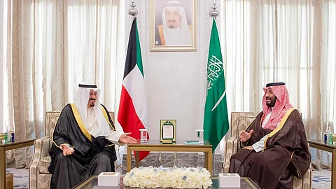 الأمير محمد بن سلمان خلال استقباله رئيس الوزراء الكويتي الشيخ أحمد الصباح