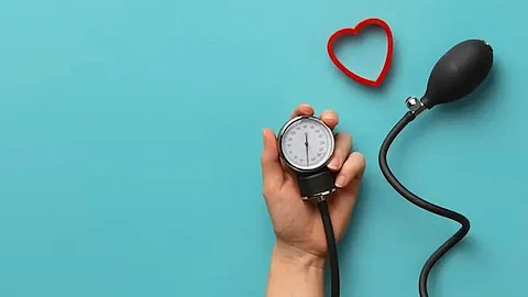 استشاري يحذر من "القاتل الصامت": أمراض تتسلل بلا أعراض وتدمر الأعضاء الحيوية