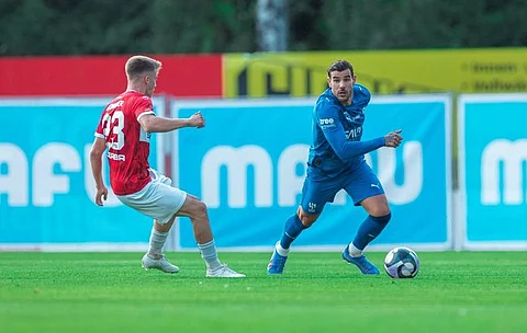 جانب من لقاء الهلال وبالينغن الألماني