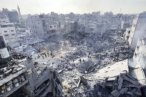غزة تنزف.. 61,369 شهيدًا و152 ألف جريح منذ بدء العدوان الإسرائيلي