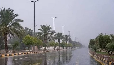 من بحر العرب إلى سماء المملكة.. أمطار الهريف النادرة تسبق الخريف وتفاجئ المزارعين