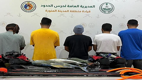 حرس الحدود بينبع يضبط 5 مخالفين لنظام الصيد البحري