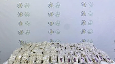 إحباط تهريب 230,000 قرص من مادة الإمفيتامين المخدر بمنطقة تبوك