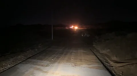 وفاة أم وطفلها بعد جرف السيول لمركبة العائلة شرق القنفذة.. والأب ينقذ اثنين