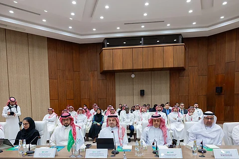 الأمير فهد بن جلوي يترأس اجتماع اللجنة التنسيقية لدورة ألعاب التضامن الإسلامي السادسة