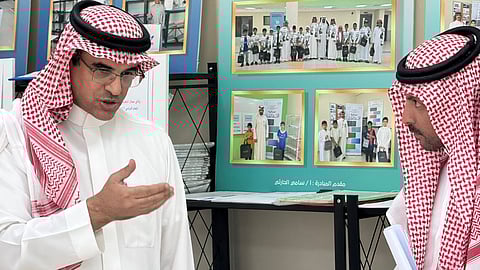 مدير تعليم الطائف يتفقد جاهزية المدارس ويشيد بالهيئتين الإدارية والتعليمية