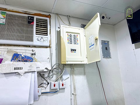 اختلاس كهرباء من مسجد على الطريق العام في مركز صبحاء بالقويعية.. و"الشؤون الإسلامية" تتخذ الإجراءات