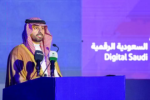 أمير المدينة المنورة: إنجازات التحول الرقمي تعكس دعم القيادة الرشيدة ورؤيتها الطموحة