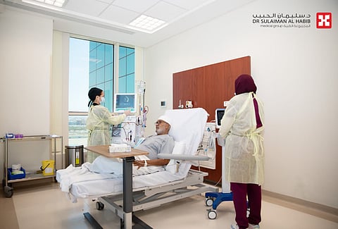 "غسيل الكلى" بمستشفى الدكتور سليمان الحبيبب بالخبر.. رعاية صحية متميزة وآمنة وخصوصية عالية
