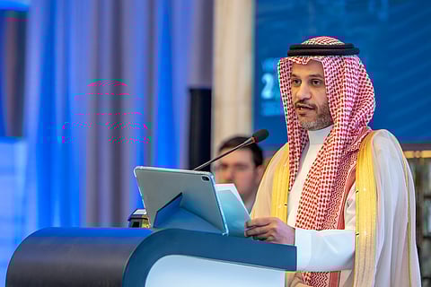 رئيس هيئة الهلال الأحمر السعودي الدكتور جلال بن محمد العويسي
