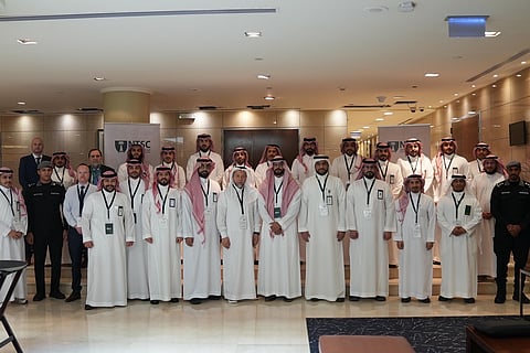 "سلامة النقل" يعقد ورشة عمل لتعزيز السلامة البرية بمشاركة جهات حكومية وخاصة