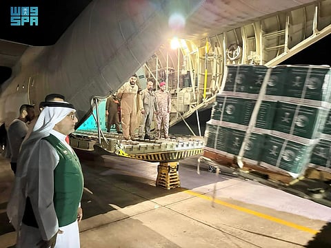 وصول الطائرة السعودية الـ60 لإغاثة الشعب الفلسطيني في قطاع غزة التي يسيّرها "مركز الملك سلمان"