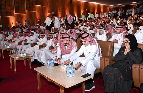 جامعة الملك عبدالعزيز تدشّن الأنشطة الطلابية وتكرّم الفائزين ونجوم الكليات