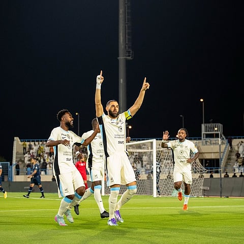بخماسية وتألق "بنزيما" بـ"هاتريك".. الاتحاد يتجاوز الأخدود في افتتاح دوري روشن