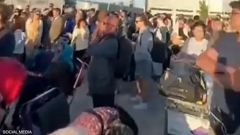 تم إخلاء جزء من المطار كإجراء احترازي