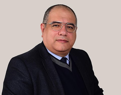 التعزيز وليس الاستبدال: التطبيقات العملية المبكرة للذكاء الاصطناعي التوليدي كعامل داعم في المؤسسات