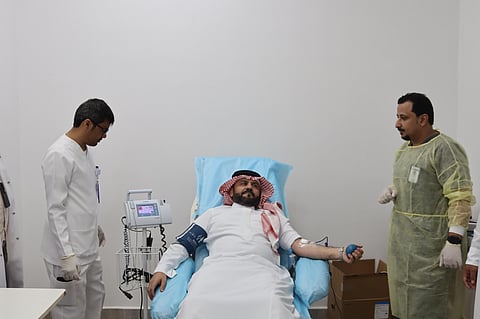 تماشيًا مع مبادرة ولي العهد.. هيئة تطوير المناطق الجبلية بجازان تنظم حملة للتبرع بالدم