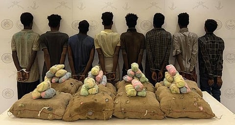 في عسير وجازان.. حرس الحدود يحبط تهريب كميات ضخمة من المخدرات ويقبض على 8 مخالفين