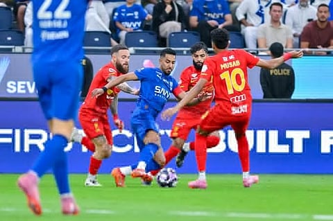 في قمة الجولة الثانية من دوري روشن.. الهلال والقادسية "حبايب"