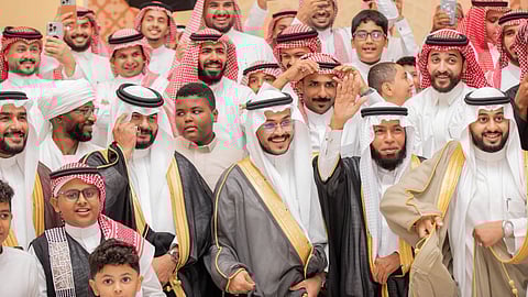 "مدخلي" يحتفل بزفاف نجله "أنس" في صامطة