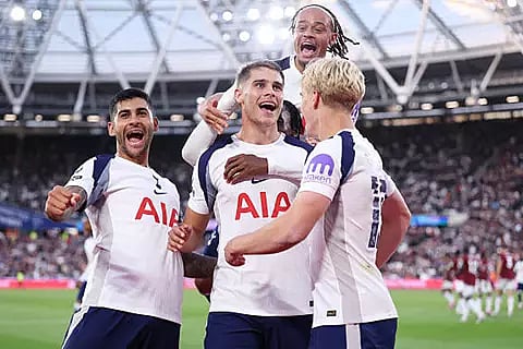 فوز توتنهام هوتسبر على ويستهام يونايتد وتعادل تشلسي وبرينتفورد بالدوري الإنجليزي