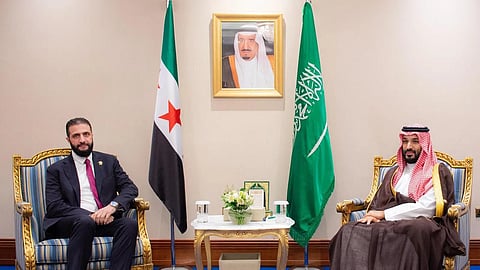 الدوحة .. سمو ولي العهد يلتقي رئيس الجمهورية العربية السورية