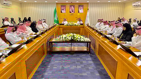 مدير تعليم الطائف يدشن 5 حافلات جديدة لطلبة ذوي الإعاقة
