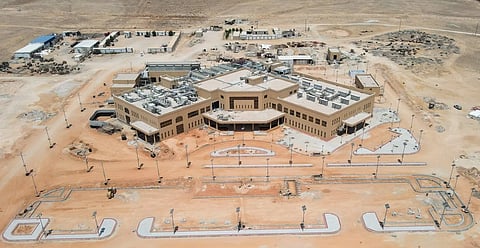 مدينة الملك سلمان الطبية في محافظة المهرة التي ينفذها البرنامج السعودي لتنمية وإعمار اليمن