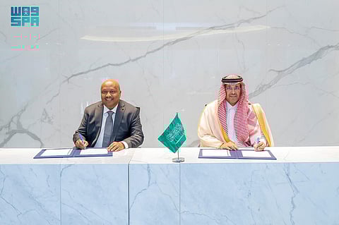 مدن" توقع اتفاقية ثلاثية لإنشاء مركز التميز للذكاء الاصطناعي لدعم التحول الصناعي الرقمي