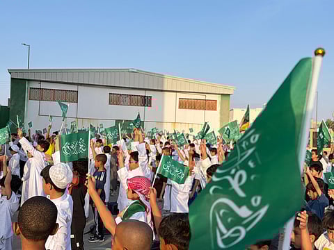 "سبق" ترصد احتفال 270 ألف طالب وطالبة في تعليم الطائف باليوم الوطني الـ 95