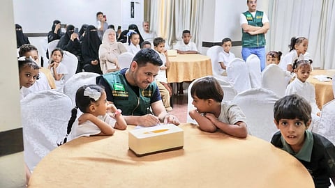 "إغاثي الملك سلمان" يطلق 4 مبادرات إنسانية في عدن والجبل الأسود لدعم التعليم والتمكين ورعاية الأيتام
