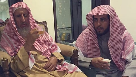 العبداللطيف لـ"سبق": رحيل العلماء خسارة للأمة ومسؤولية الأجيال حمل الأمانة