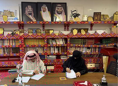 شراكة نوعية لخدمة كبار السن بين جمعية كبار السن وديوانية آل حسين التاريخية