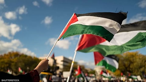 فلسطين ترحب بجهود ترامب "الصادقة" لإنهاء حرب غزة وتؤكد التزامها بسلام شامل قائم على حل الدولتين