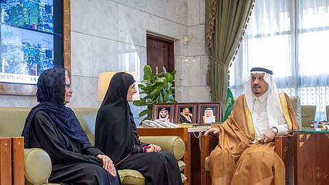 فيصل بن بندر يدشّن الحملة الوطنية التوعوية بسرطان الثدي 2025