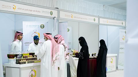 "بيئة الطائف" تختتم فعاليات مهرجان العسل واللوز