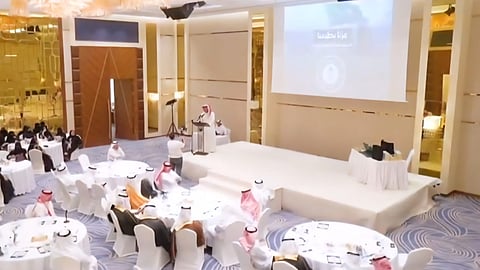 نادي الصحافة الرقمية يكرّم 9 إعلاميين ويحتفي برموز وطنية في جدة