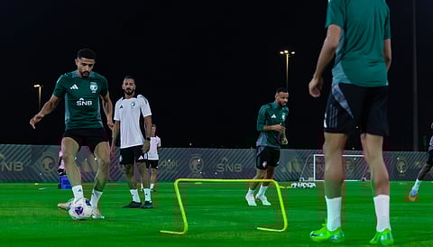 جانب من تدريبات لاعبي المنتخب السعودي الأول لكرة القدم