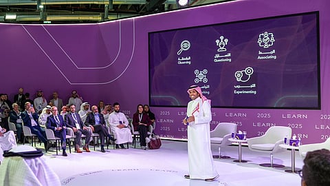 افتتاح أعمال مؤتمر LEARN 2025 بمشاركة 205 متحدثين و65 جهة محلية ودولية