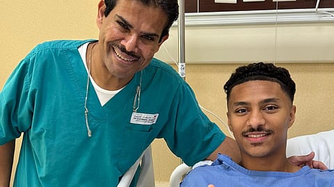 مجمع الدكتور سليمان الحبيب بالعليا يُجري جراحة ناجحة للاعب نادي الهلال