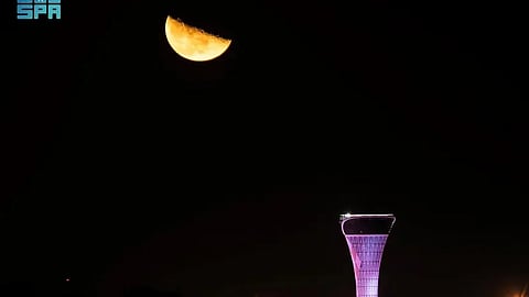 سماء الشمالية تتزين باقتران القمر والمشتري قرب "رأس التوأم المؤخَّر"